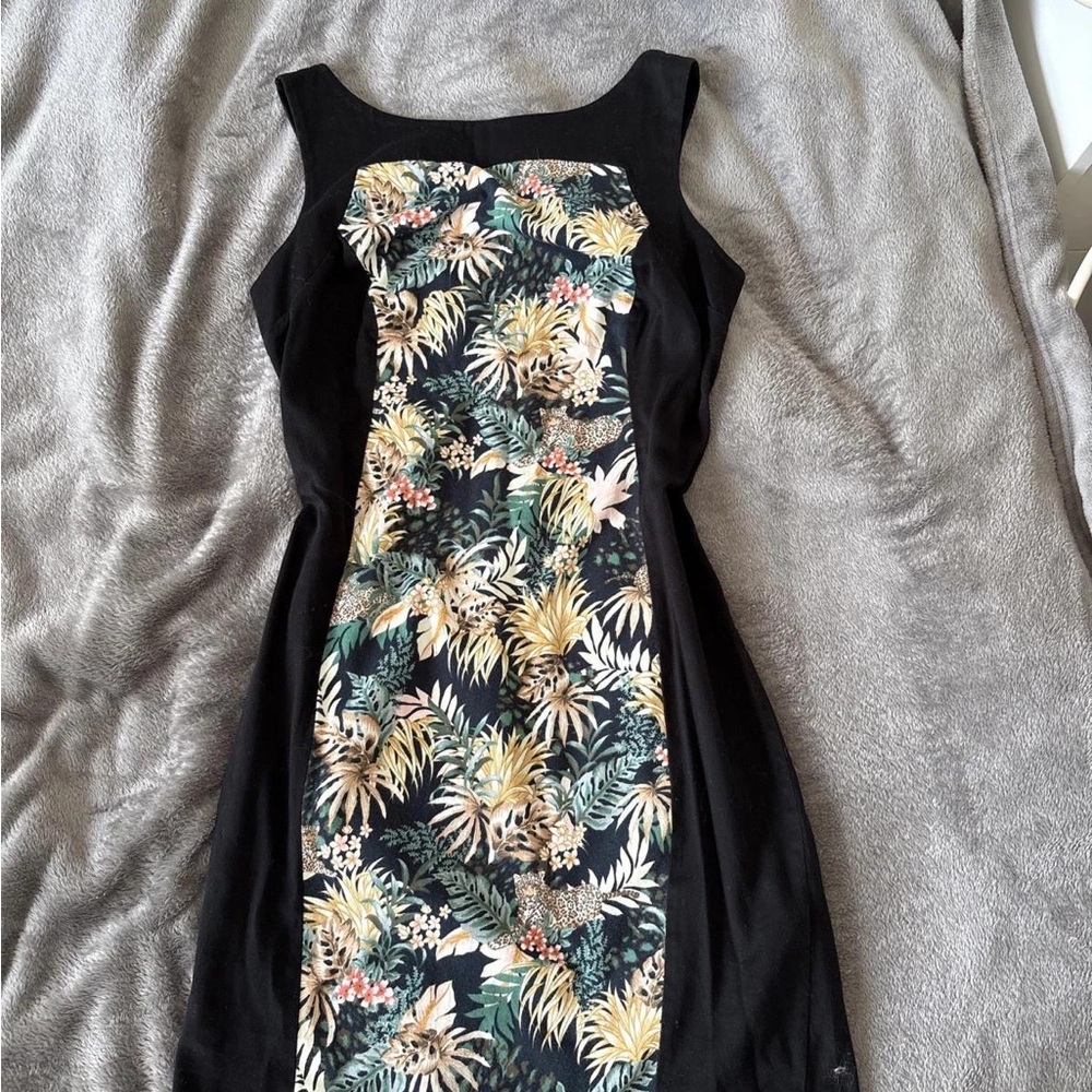 Wallis Black Dress with Tropical Print